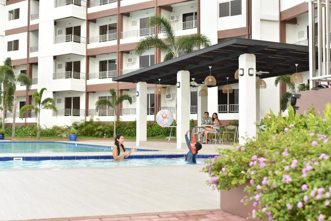 Holiday Oceanview Residences And Resort Samal Exteriér fotografie